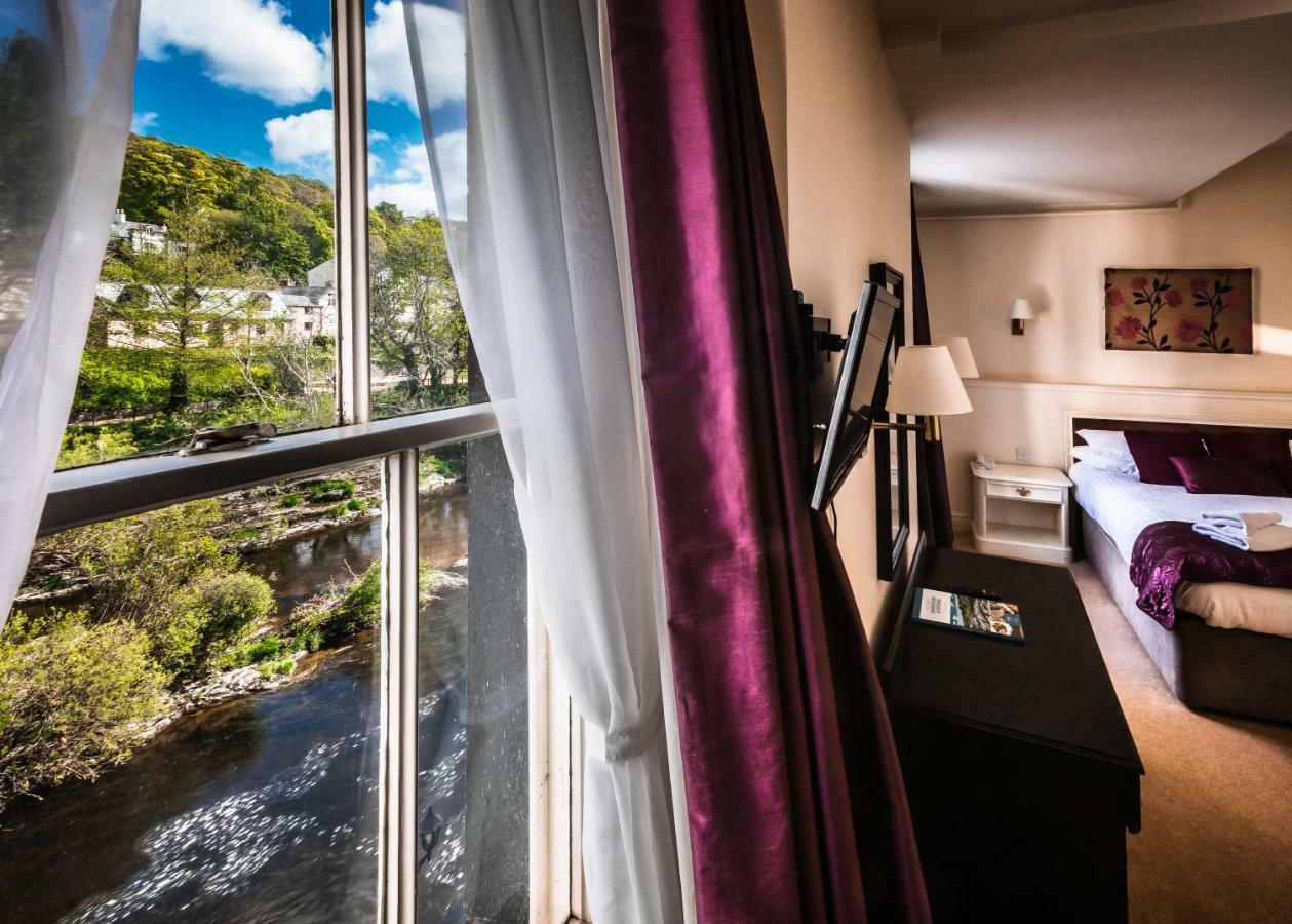 The Royal Hotel Llangollen Exterior photo